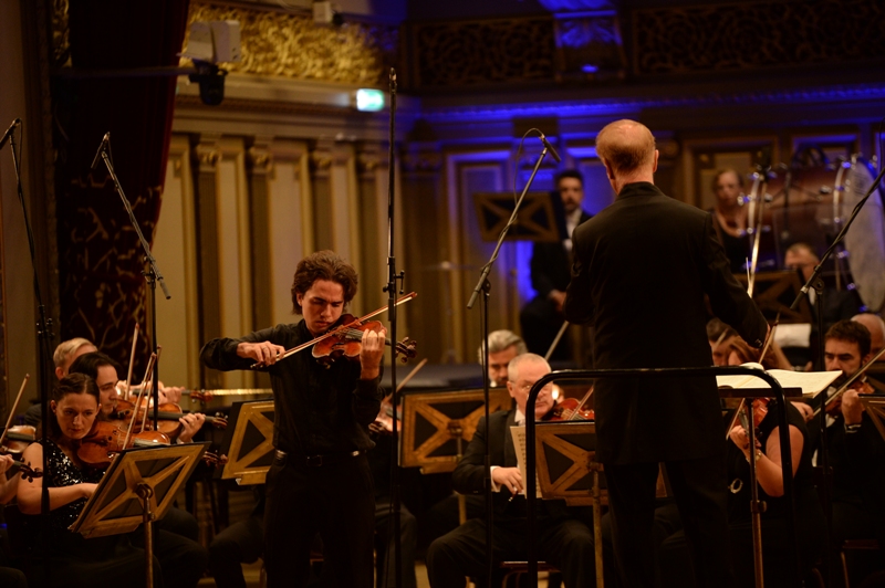 Președintele juriului Concursului Internațional „George Enescu“ a premiat la secțiunea vioară locurile doi și trei