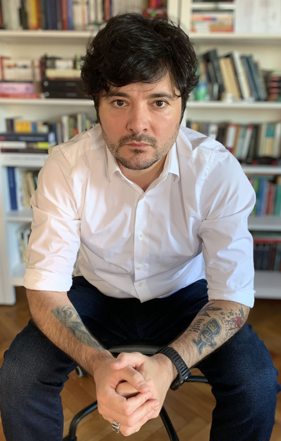 Interviu cu scriitorul Mihai Radu: „Societatea românească mă interesează exclusiv din punctul de vedere al disoluției“